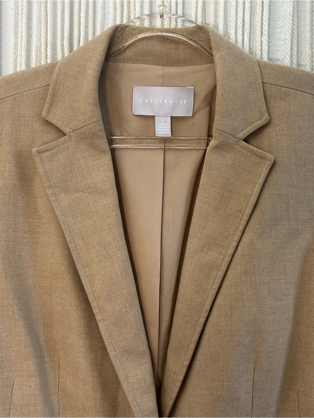 Chelsea 28 Classic Women's Tan Blazer Jacket - Tailored Two-Button - Picture 4 of 16